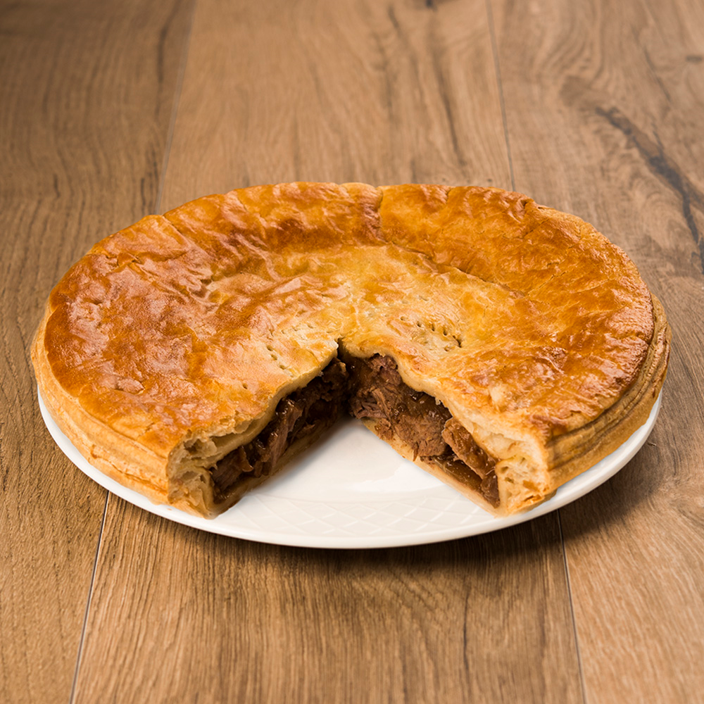 Deep Filled Steak & Onion Pie